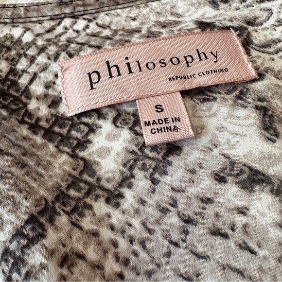 Philosophy Snakeskin Print Button Front Blouse - Size S - Picture 6 of 16